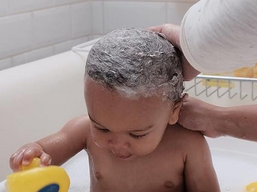 Beneficios de usar champús específicos para bebés